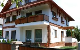Sara Apartman