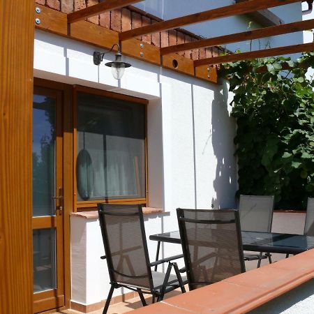 Sara Apartman Héviz Zewnętrze zdjęcie
